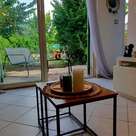 Location De Vacances T2 Non Loin D'Aix Et Marseille Pourrieres Exterior foto